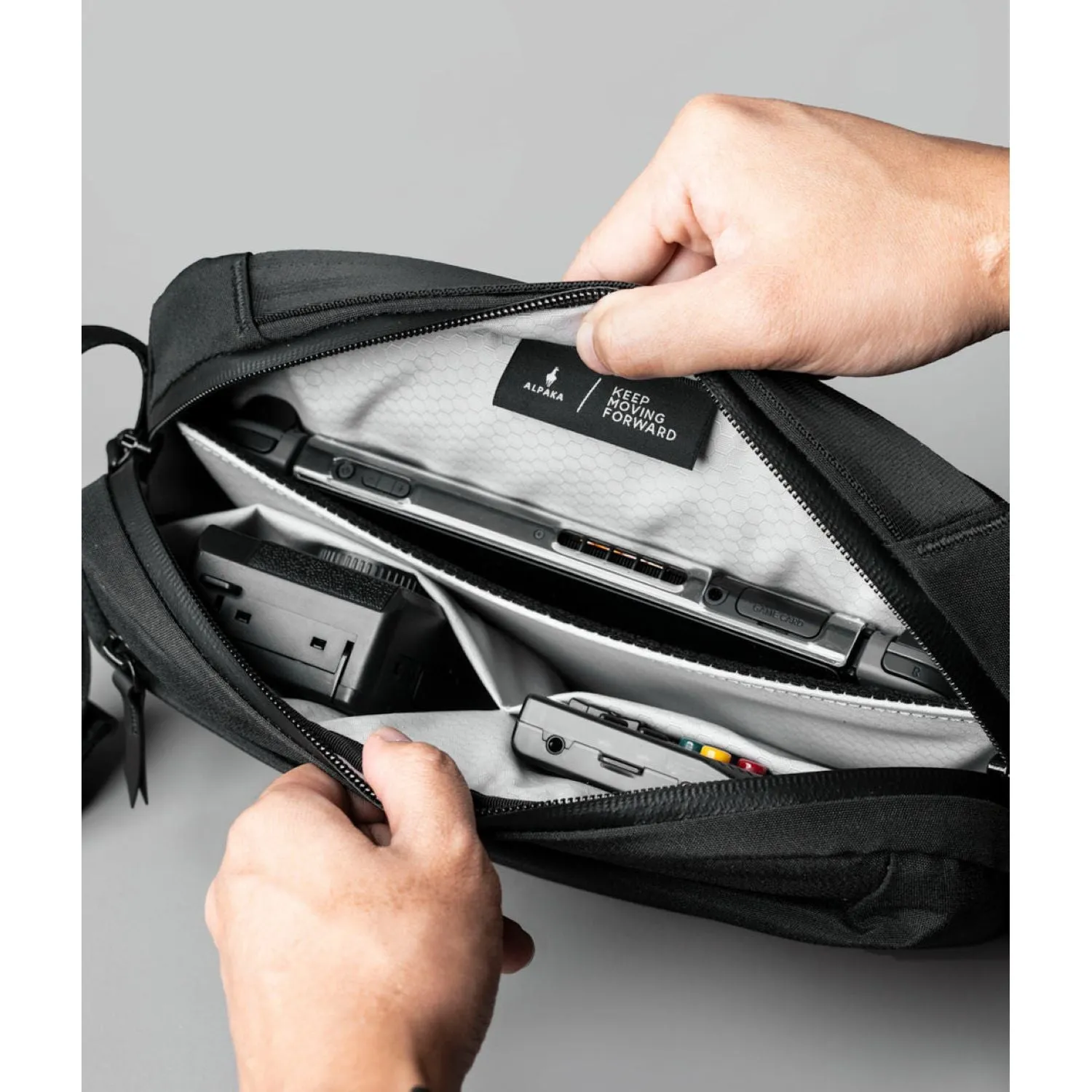 V2.0 Compact ALPAKA Go Sling Mini - Ideal for On-The-Go Lifestyle