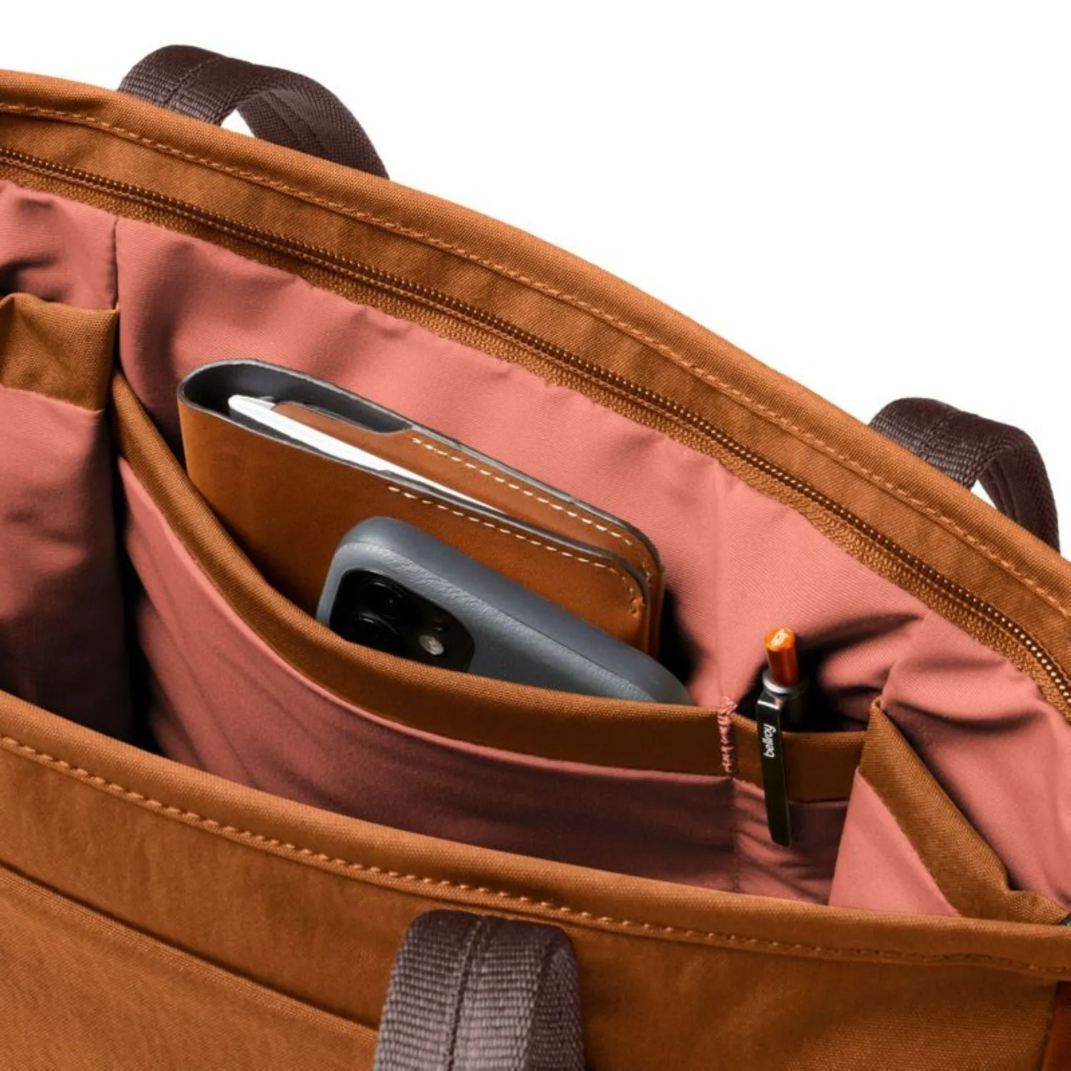 Compact Bellroy Tokyo Tote - Stylish and Functional Everyday Bag