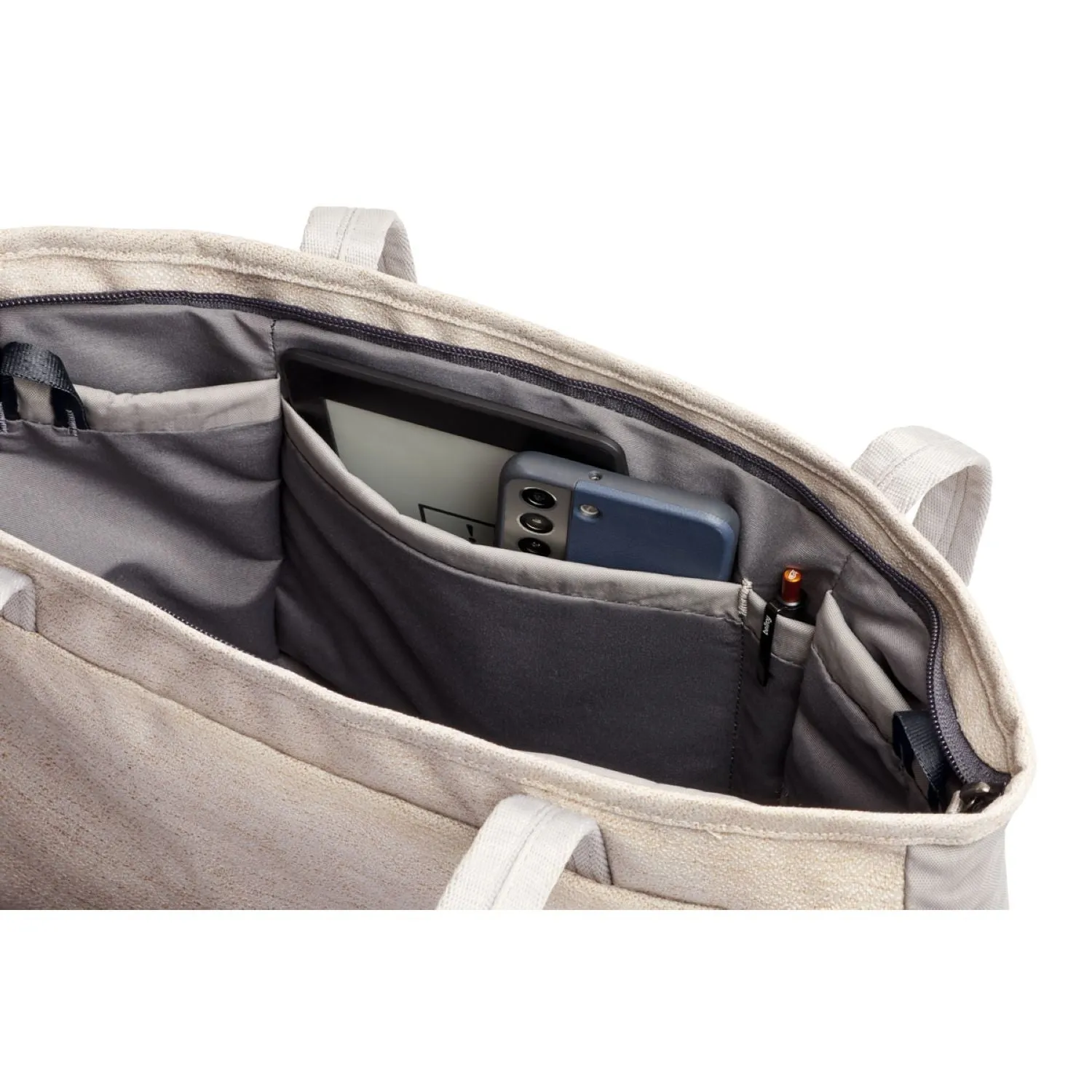 Compact Bellroy Tokyo Tote - Stylish and Functional Everyday Bag