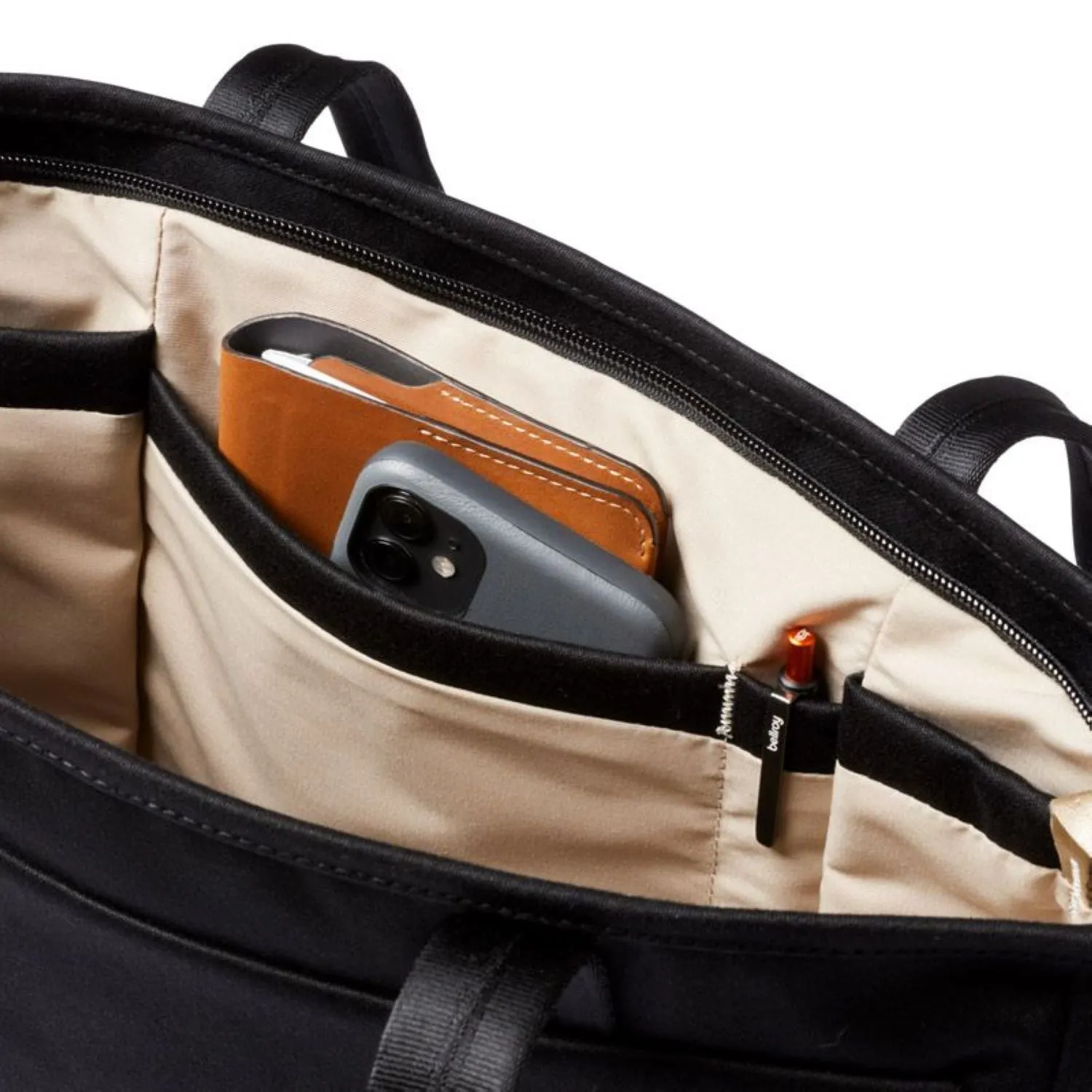 Compact Bellroy Tokyo Tote - Stylish and Functional Everyday Bag