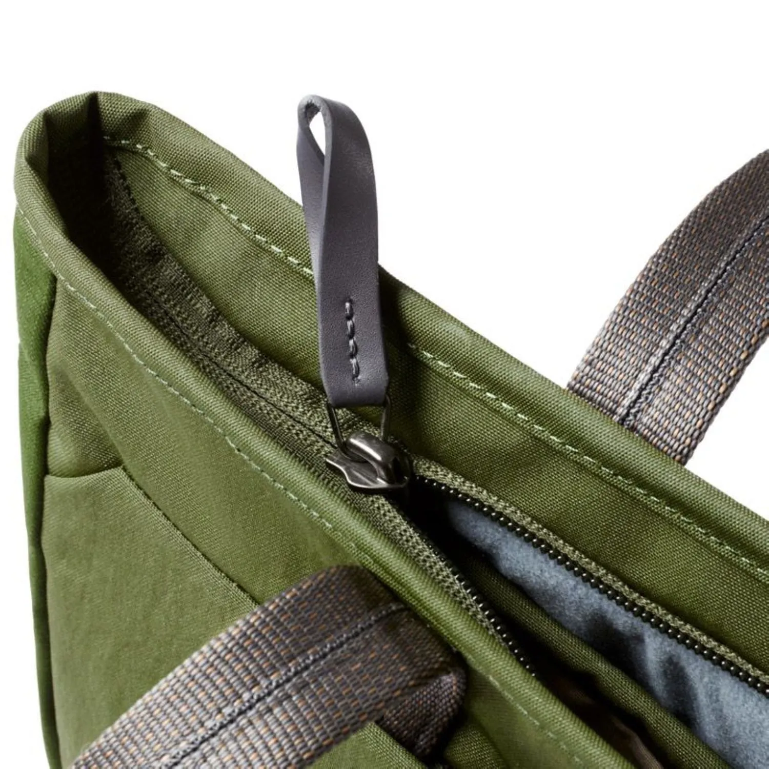 Compact Bellroy Tokyo Tote - Stylish and Functional Everyday Bag