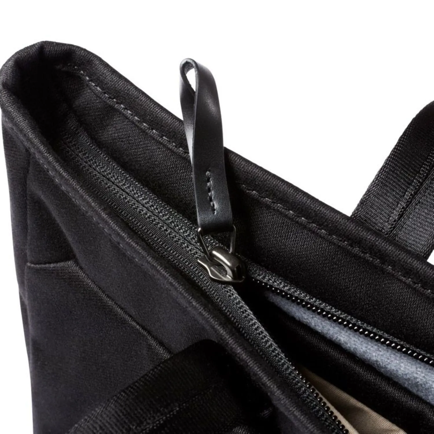 Compact Bellroy Tokyo Tote - Stylish and Functional Everyday Bag