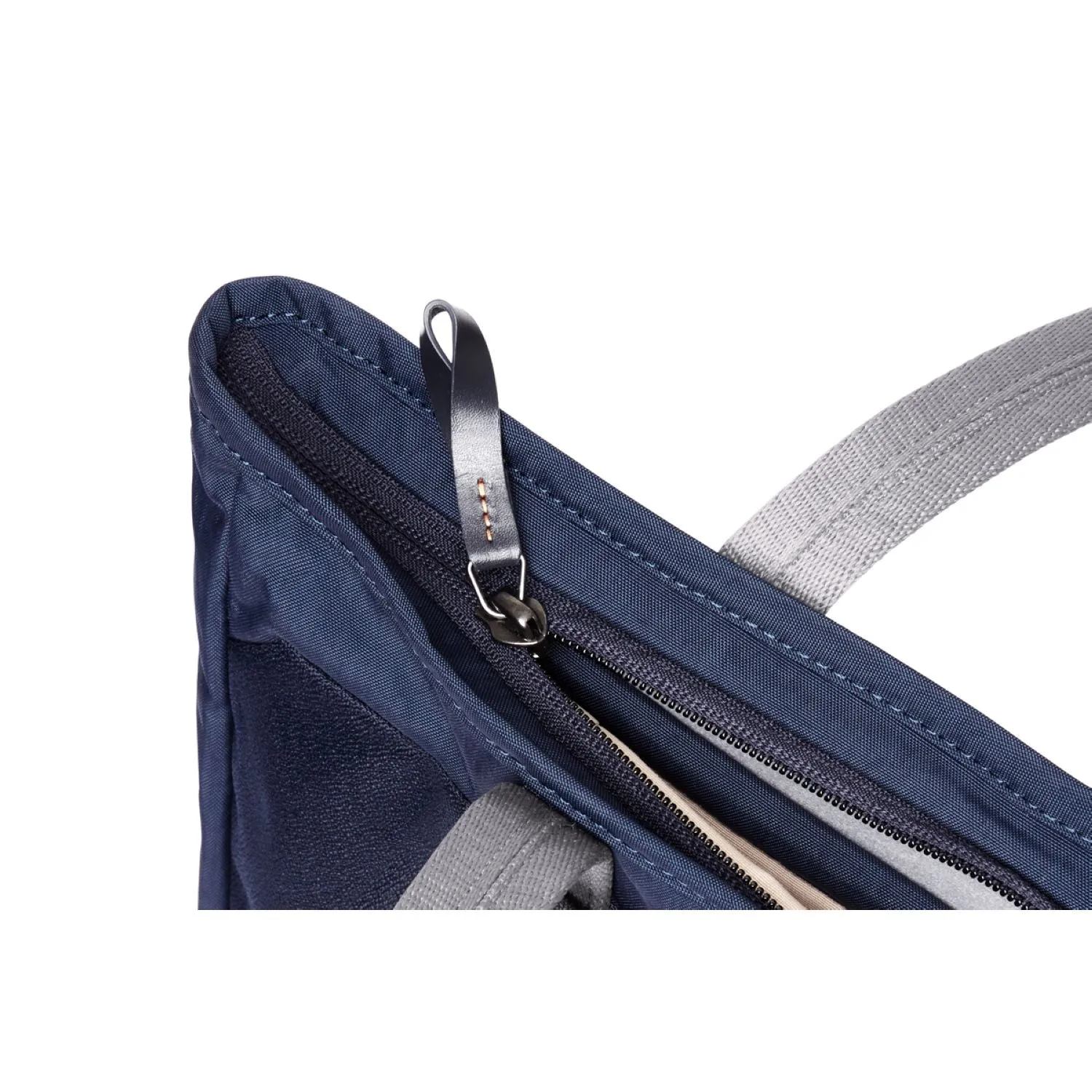 Compact Bellroy Tokyo Tote - Stylish and Functional Everyday Bag