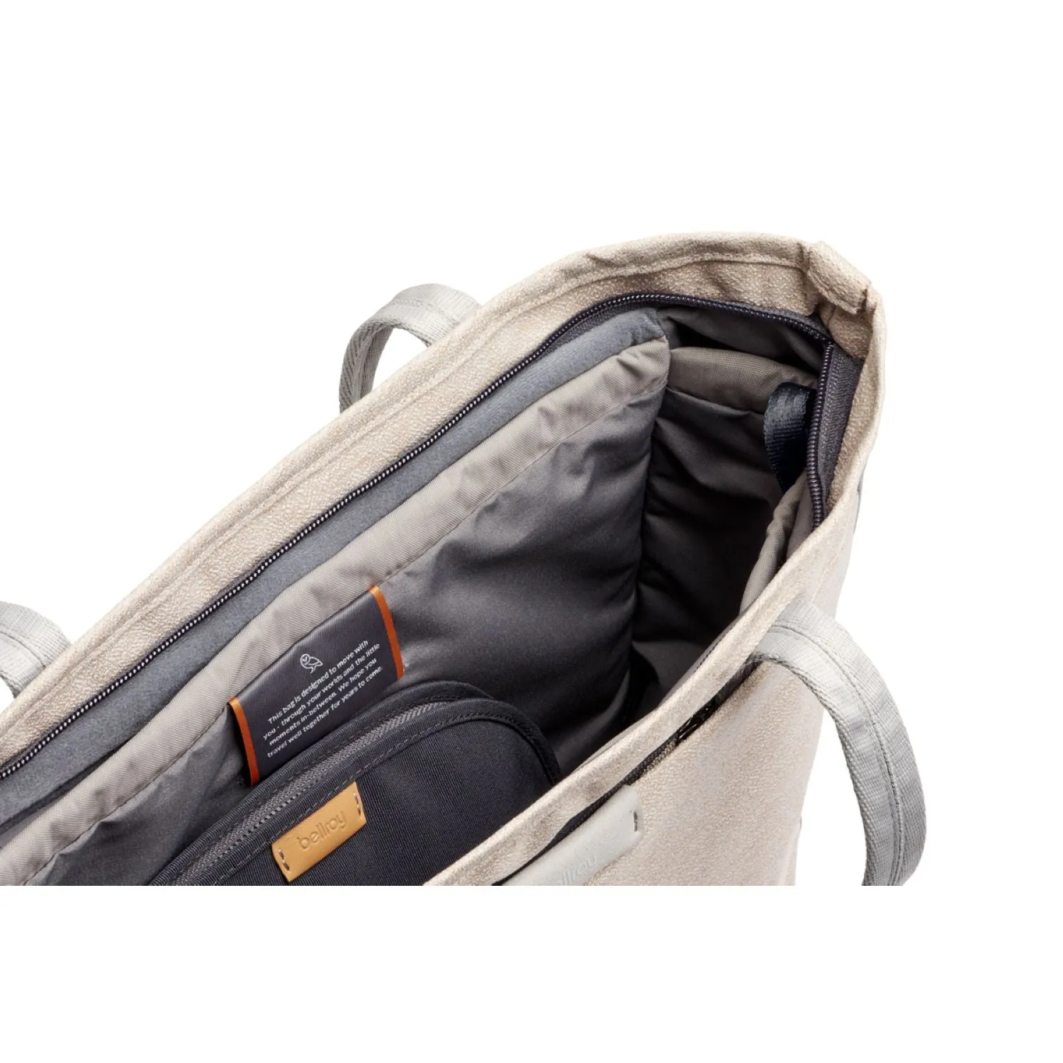 Compact Bellroy Tokyo Tote - Stylish and Functional Everyday Bag