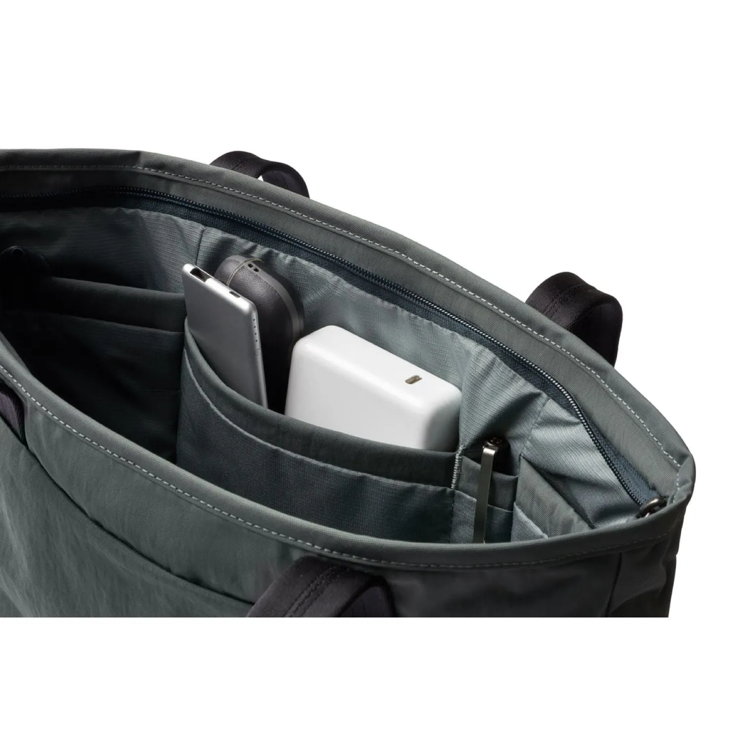 Compact Bellroy Tokyo Tote - Stylish and Functional Everyday Bag