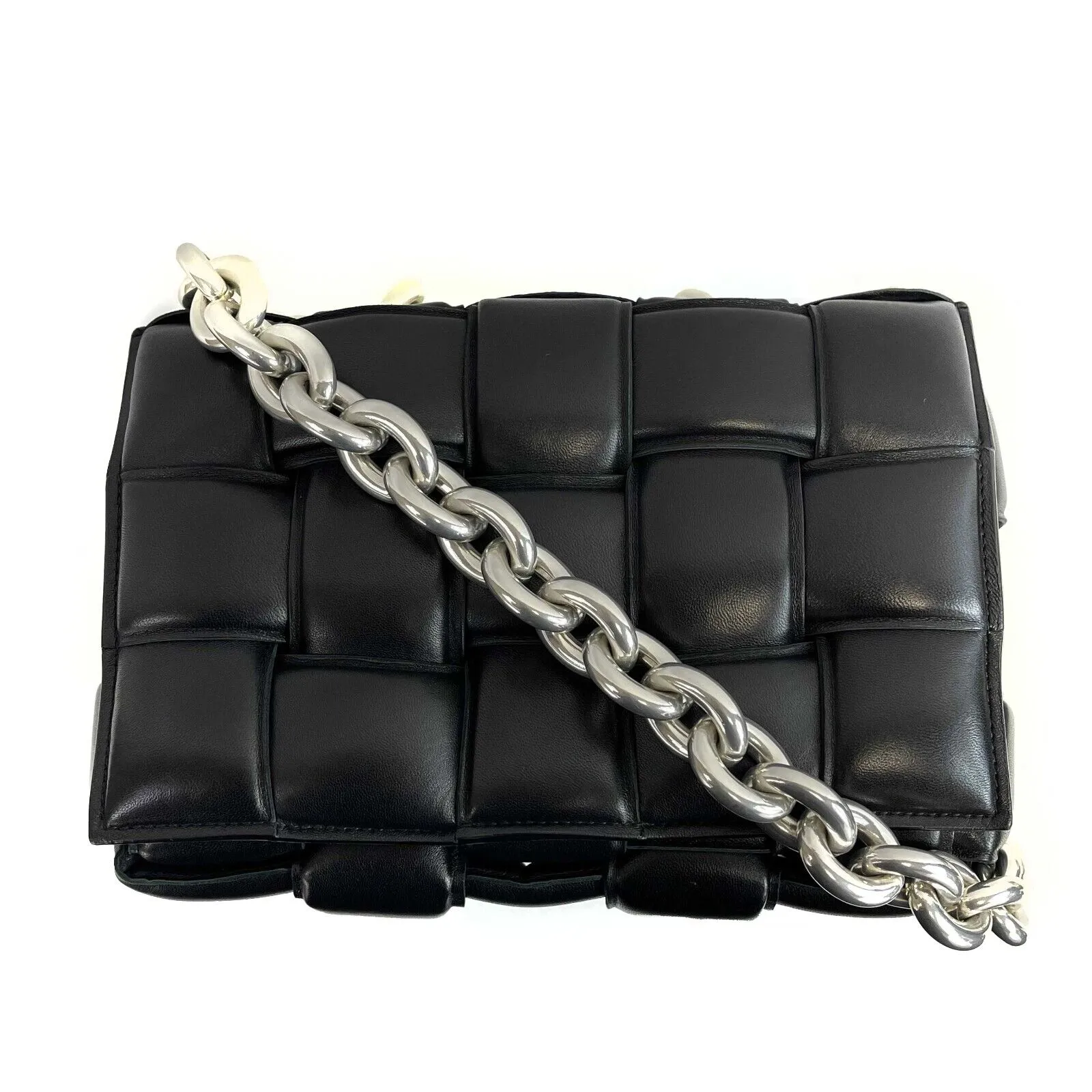 Bottega Veneta Black Chain Cassette Padded Crossbody and Shoulder Bag - Elegant Luxury Accessory