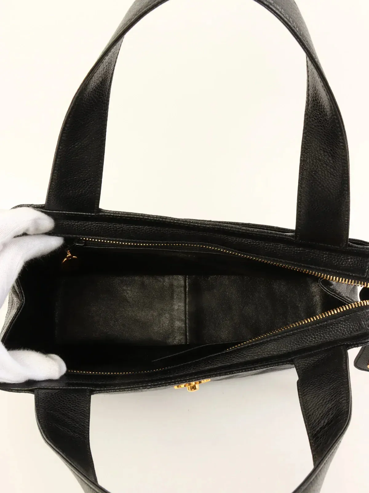 CHANEL Around 1997 Made Turn-Lock Shoulder Bag Black