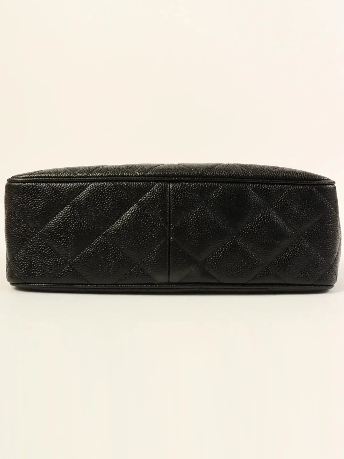CHANEL Around 1997 Made Turn-Lock Shoulder Bag Black