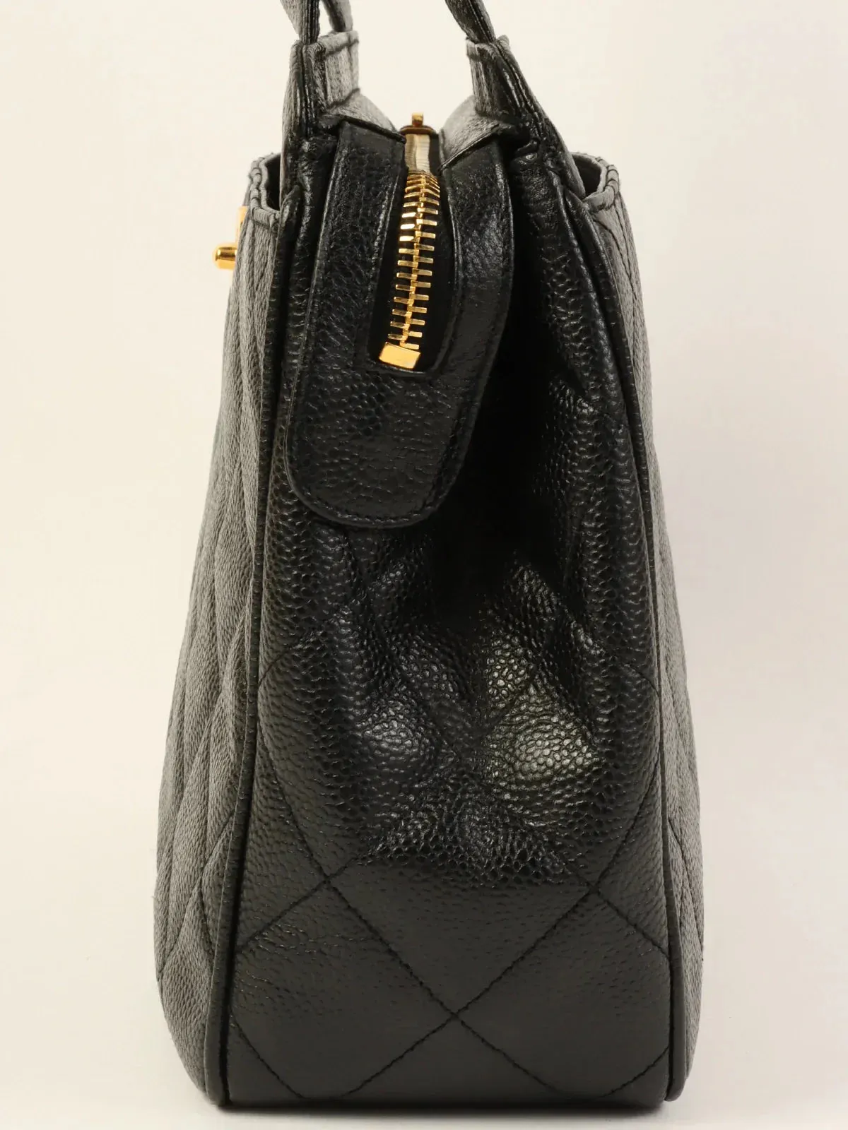 CHANEL Around 1997 Made Turn-Lock Shoulder Bag Black