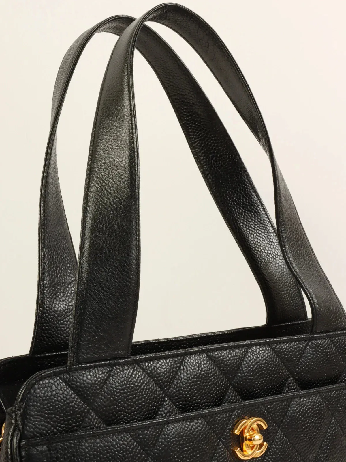 CHANEL Around 1997 Made Turn-Lock Shoulder Bag Black