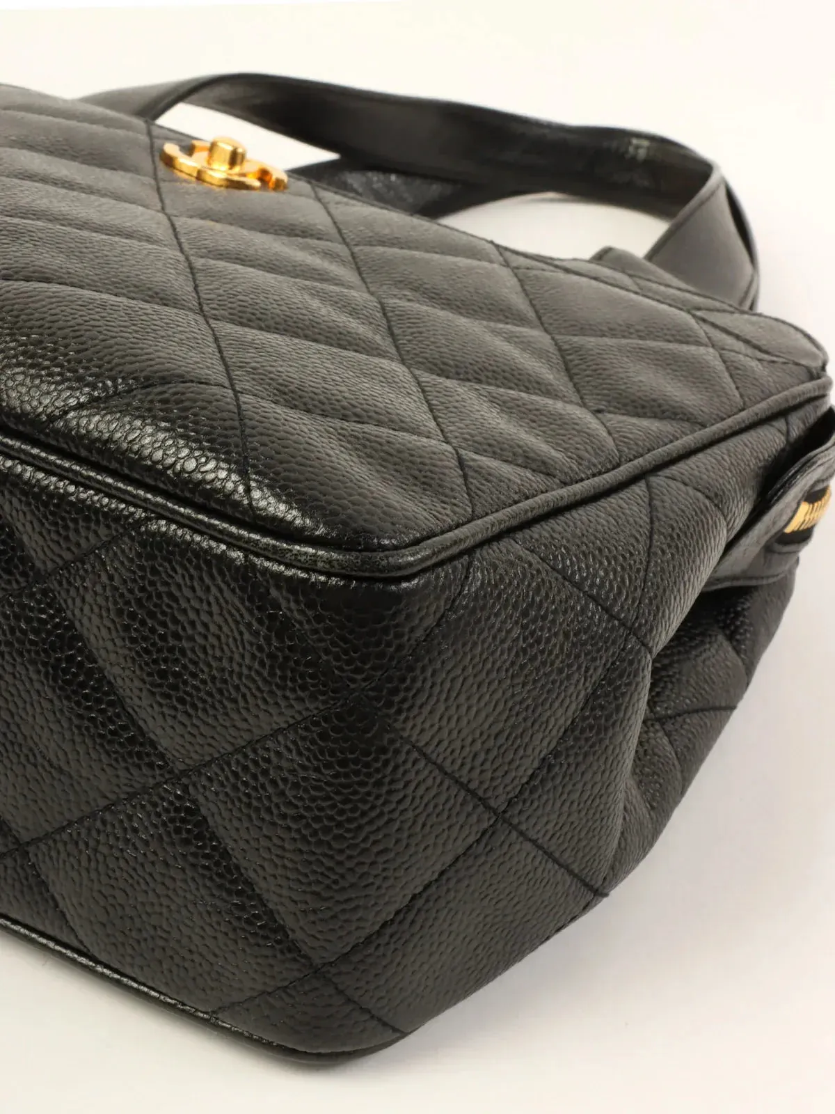 CHANEL Around 1997 Made Turn-Lock Shoulder Bag Black