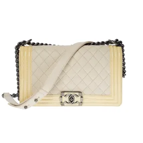CHANEL Boy medium shoulder bag in beige caviar & Yellow patent leather, SHW