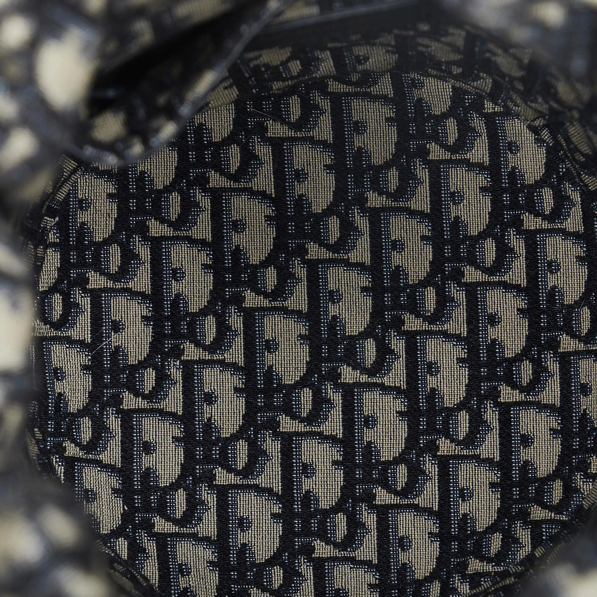 Dior Oblique Wicker Bucket Bag (SHG-9ocOVk)