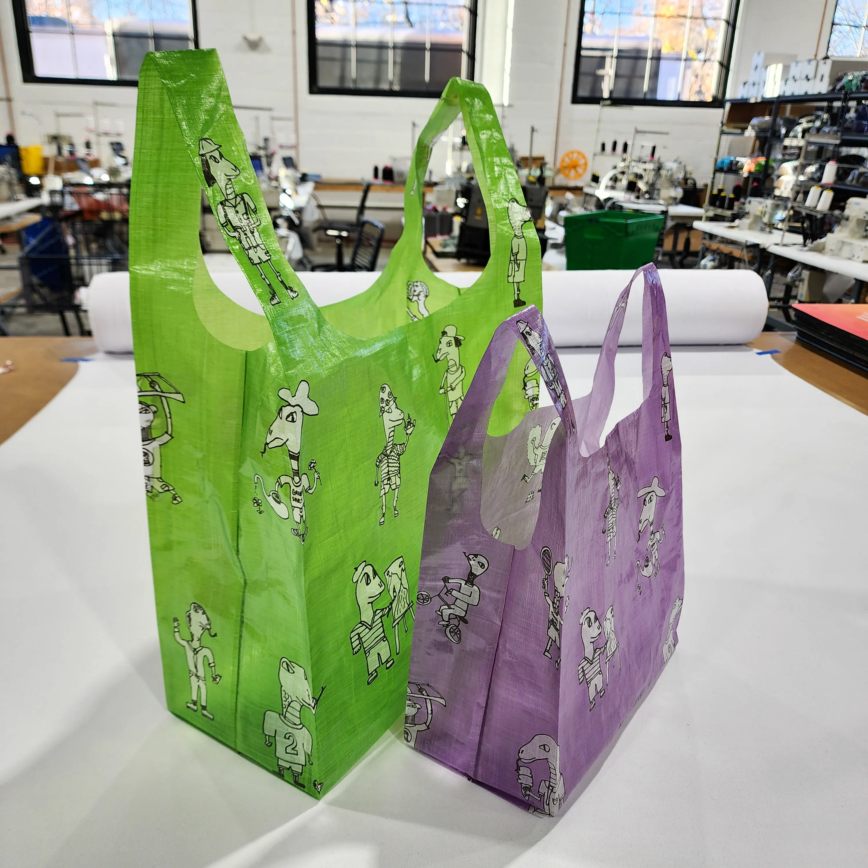 Medium Shopping Bag "Squash Bois" - by Caman Skelton
