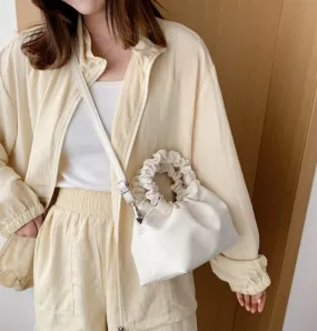 PB140 White Scrunched Handle Purse